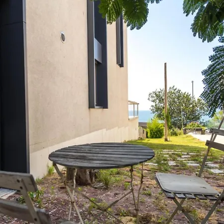 Apartment Design Lux Wisdom In Bamboo Garden,no Shoes Allowed Inside Varna