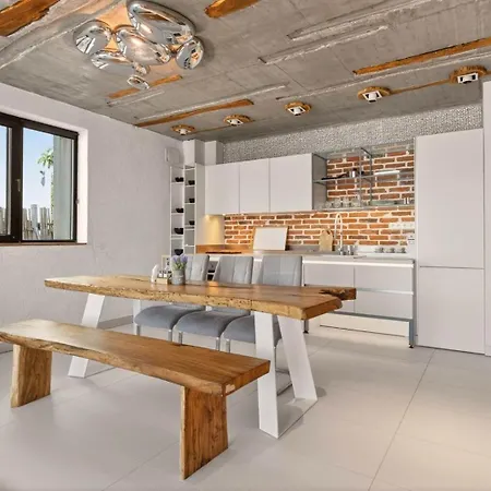 Design Lux Wisdom In Bamboo Garden,no Shoes Allowed Inside Apartment *